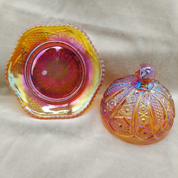 Imperial HOBSTAR OCTAGON ~ AMBERINA CARNIVAL GLASS Round BUTTER DISH - Picture 2 of 3